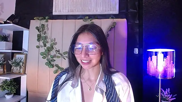 kendall saenz online show from September 2025 02:34:01 PM