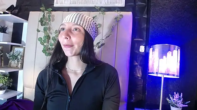 kendall saenz online show from September 2025 07:29:02 PM