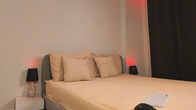 Snapshot of ShySara chatting on October 2025 04:32:02 PM ShySara online show from October 2025 04:32:02 PM