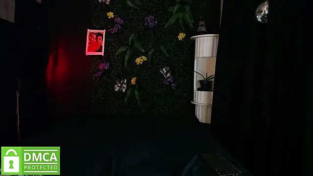 Mr MrsCurie online show from March 2026 01:02:02 AM