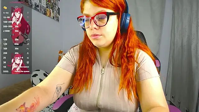 Snapshot of lucie_nicolls chatting on March 2025 08:23:02 PM lucie nicolls online show from March 2025 08:23:02 PM