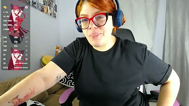 Snapshot of lucie_nicolls chatting on March 2025 06:50:02 PM lucie nicolls online show from March 2025 06:50:02 PM