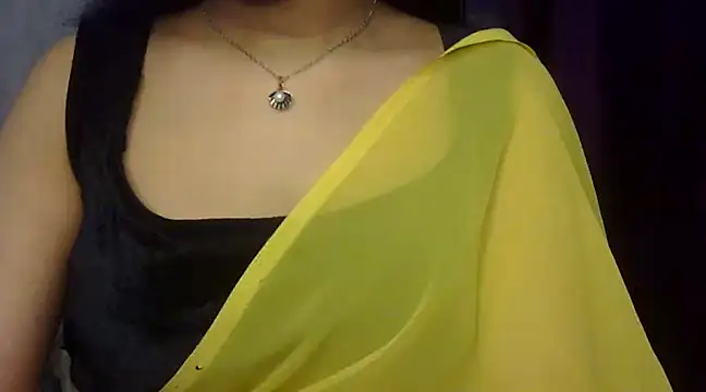 Snapshot of Karnaa_vail chatting on February 2025 05:25:01 AM Karnaa vail online show from February 2025 05:25:01 AM