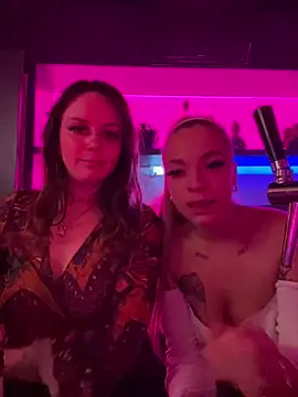 Snapshot of LizzyLush_ chatting on December 2024 05:22:02 AM LizzyLush  online show from December 2024 05:22:02 AM