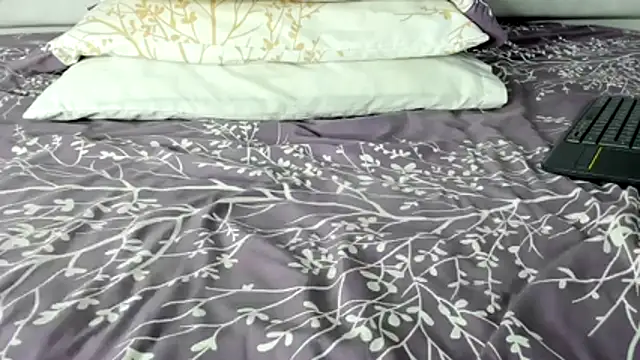 maybelline69 online show from November 2025 07:29:02 PM