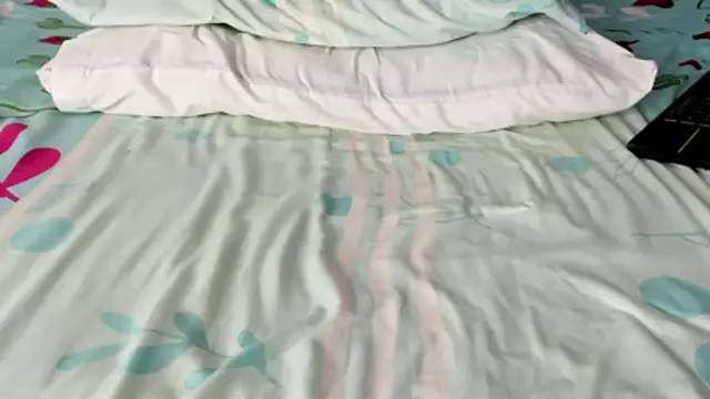 maybelline69 online show from December 2025 06:24:01 PM