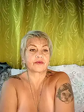 Snapshot of DirtyBIianca chatting on September 2025 12:50:02 AM DirtyBIianca online show from September 2025 12:50:02 AM