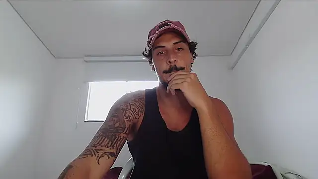 Snapshot of milkoffe chatting on February 2026 01:34:01 PM milkoffe online show from February 2026 01:34:01 PM