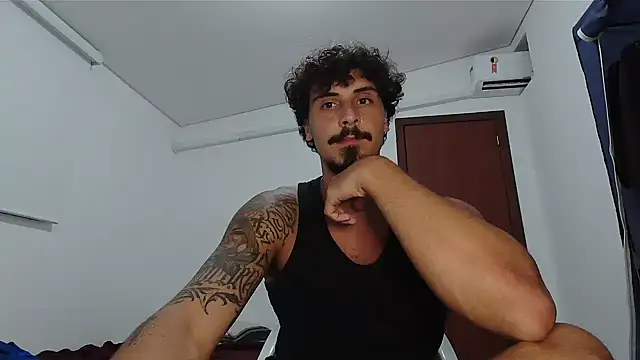 Snapshot of milkoffe chatting on February 2026 01:49:02 AM milkoffe online show from February 2026 01:49:02 AM