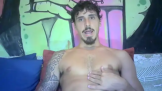 Snapshot of milkoffe chatting on February 2025 09:04:01 PM milkoffe online show from February 2025 09:04:01 PM