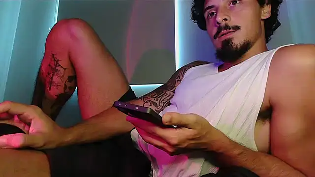 milkoffe online show from March 2026 05:05:02 PM