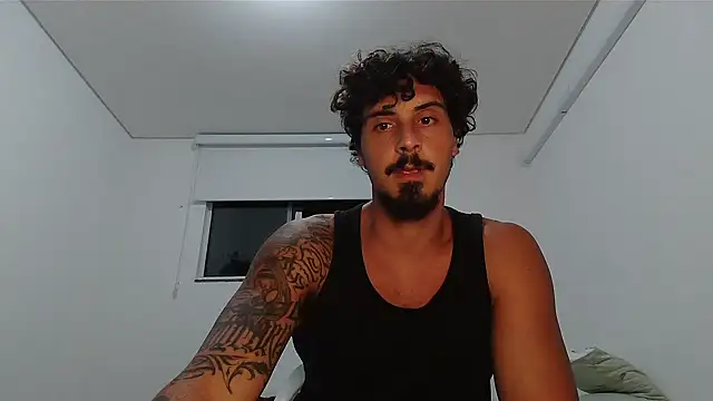 Snapshot of milkoffe chatting on February 2026 02:02:01 AM milkoffe online show from February 2026 02:02:01 AM