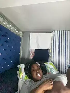 Snapshot of juicesowet chatting on February 2025 09:07:02 AM juicesowet online show from February 2025 09:07:02 AM