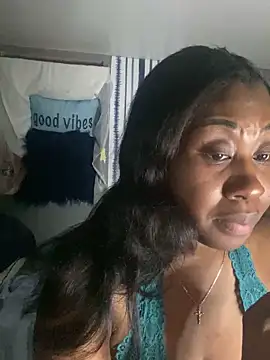 Snapshot of juicesowet chatting on February 2025 04:46:02 AM juicesowet online show from February 2025 04:46:02 AM