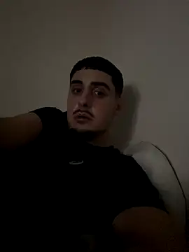 Snapshot of Vale_187 chatting on December 2025 03:09:01 AM Vale 187 online show from December 2025 03:09:01 AM