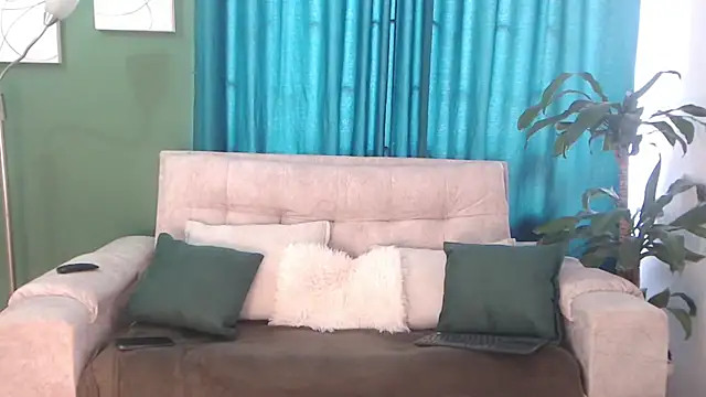 NicollColeman online show from November 2025 04:33:01 PM