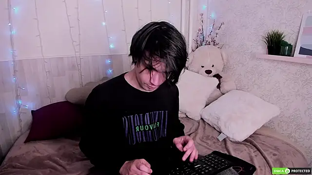 CalvinOwens online show from October 2025 03:09:02 AM