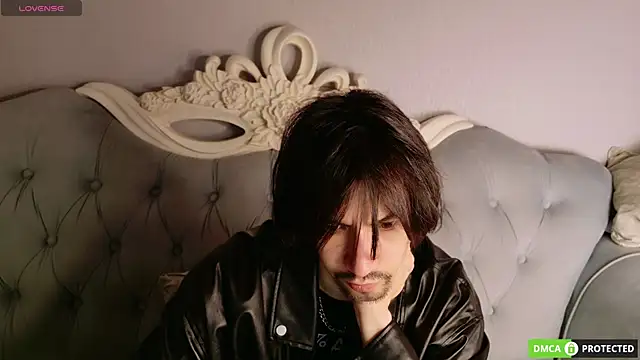 CalvinOwens online show from April 2026 06:32:01 PM