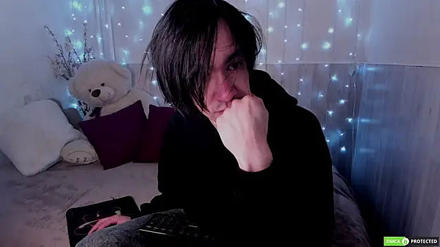 CalvinOwens online show from November 2025 03:28:01 AM