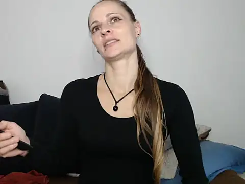 Snapshot of naikah714 chatting on November 2025 12:32:01 PM naikah714 online show from November 2025 12:32:01 PM