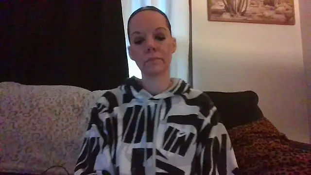 SidneyRaee online show from October 2025 04:19:02 PM