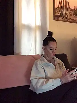 SidneyRaee online show from February 2026 05:26:02 PM