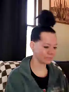 SidneyRaee online show from January 2025 04:44:02 PM