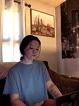 SidneyRaee online show from September 2025 03:45:02 PM