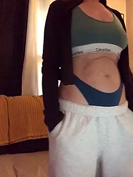 SidneyRaee online show from February 2026 05:13:01 PM