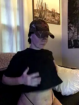 SidneyRaee online show from October 2025 03:55:01 PM