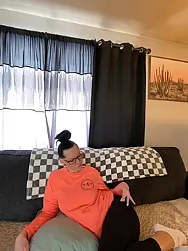 SidneyRaee online show from January 2025 06:45:02 PM