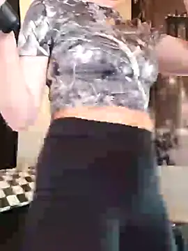 SidneyRaee online show from March 2025 03:40:01 PM