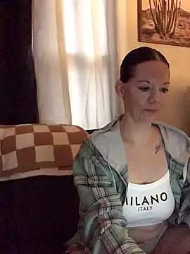 SidneyRaee online show from February 2026 04:03:02 PM