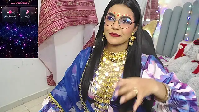 lakshmiraniii online show from November 2025 07:25:01 PM