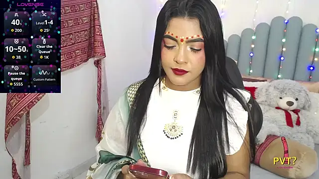 lakshmiraniii online show from April 2026 12:17:02 PM