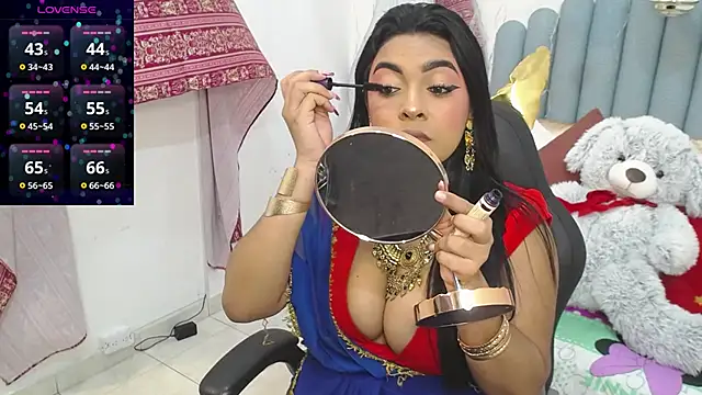 lakshmiraniii online show from November 2025 11:55:01 AM