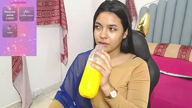lakshmiraniii online show from September 2025 10:21:02 AM
