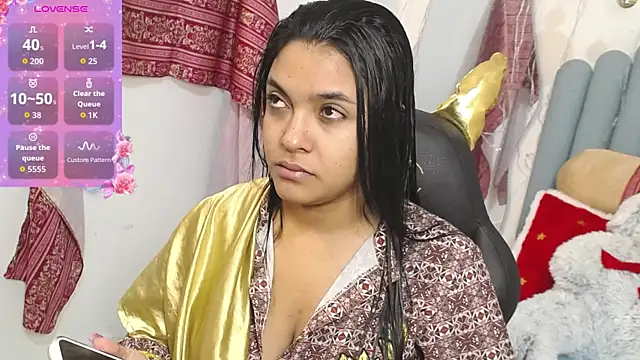 lakshmiraniii online show from December 2025 09:23:01 AM