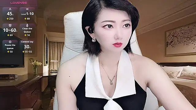 Mist lili online show from September 2025 12:50:01 AM