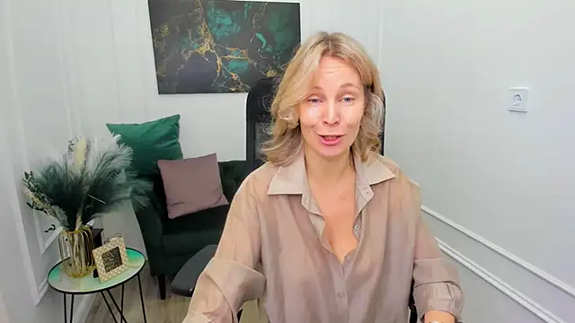 Sinty Devis online show from April 2026 04:30:01 AM