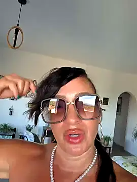 TheGoddessBianca online show from September 2025 02:45:01 PM