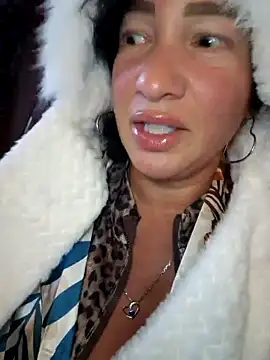 TheGoddessBianca online show from December 2024 03:15:01 PM