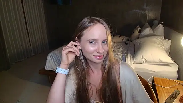 Snapshot of Mad1en chatting on July 2026 03:38:02 PM Mad1en online show from July 2026 03:38:02 PM