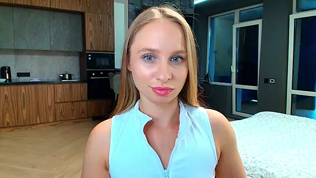 Snapshot of Mad1en chatting on May 2026 01:28:01 PM Mad1en online show from May 2026 01:28:01 PM
