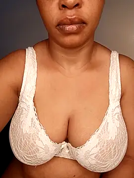 boobsnipplian online show from October 2025 04:27:01 AM