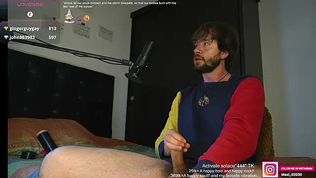 Snapshot of just_maxii chatting on February 2025 12:22:02 AM just maxii online show from February 2025 12:22:02 AM