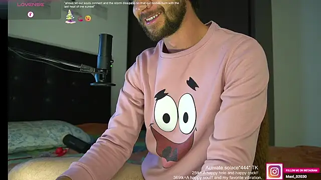 Snapshot of just_maxii chatting on January 2025 09:50:01 PM just maxii online show from January 2025 09:50:01 PM