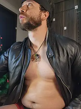 just maxii online show from December 2025 11:54:01 PM