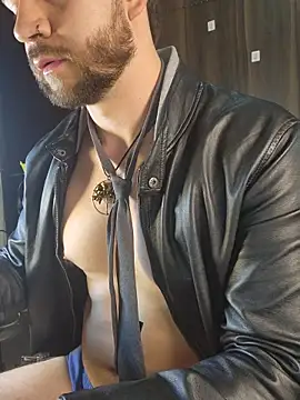 just maxii online show from November 2025 11:20:02 PM