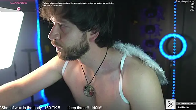 Snapshot of just_maxii chatting on October 2025 11:39:01 PM just maxii online show from October 2025 11:39:01 PM